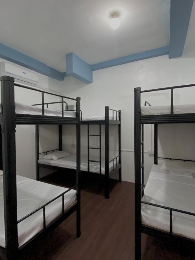 Lime Lite Manila Hostel Makati City Exterior photo